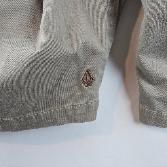 Volcom Shorts Mens 36 Khaki Tan Chino Classic Casual Skateboard 10" Inseam Basic - Picture 6 of 9